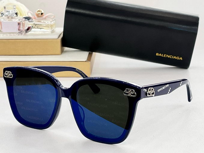 Balenciaga Sunglasses ID:20240703-160